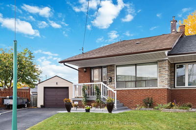 23 Lockington Crt, Toronto - Humbermede image-0-1