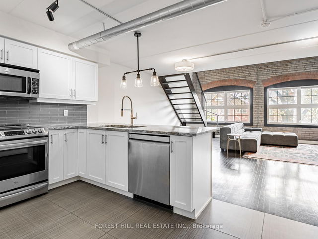 306 - 1100 Lansdowne Avenue