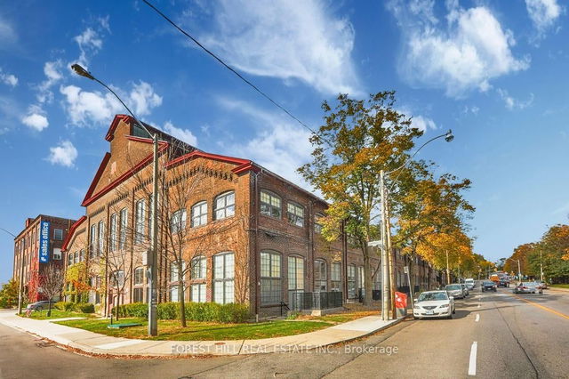 306 - 1100 Lansdowne Avenue