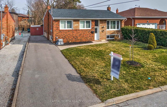 8 Jubilee Crescent