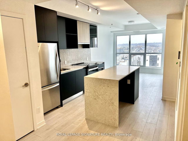 511 - 405 Dundas Street
