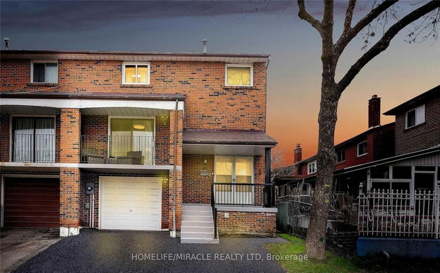 30 Brownridge Crescent