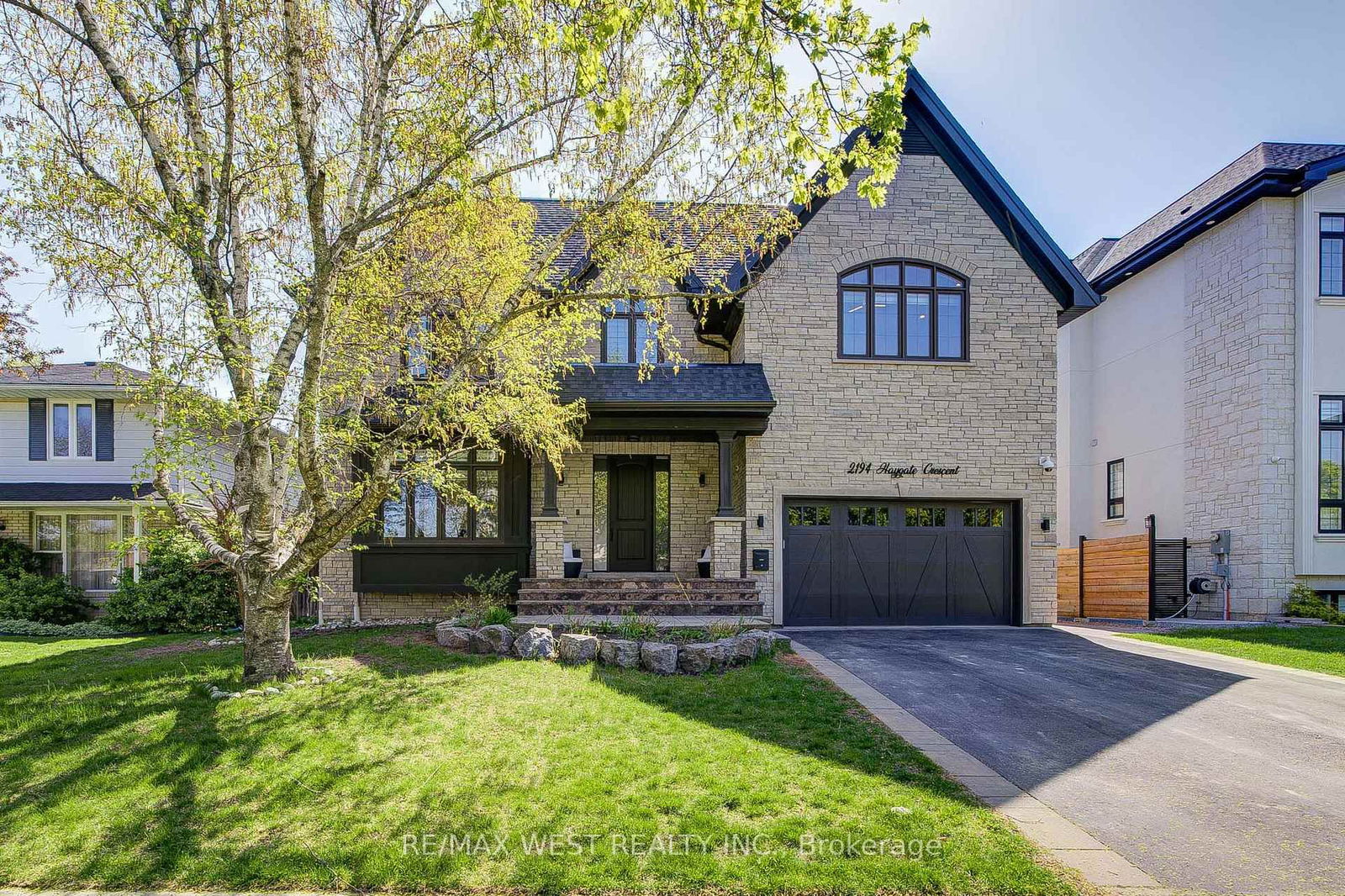 Detached House for sale at 2194 Haygate Crescent, Mississauga, Sheridan, L5K 1L5 - MLS: W12147977