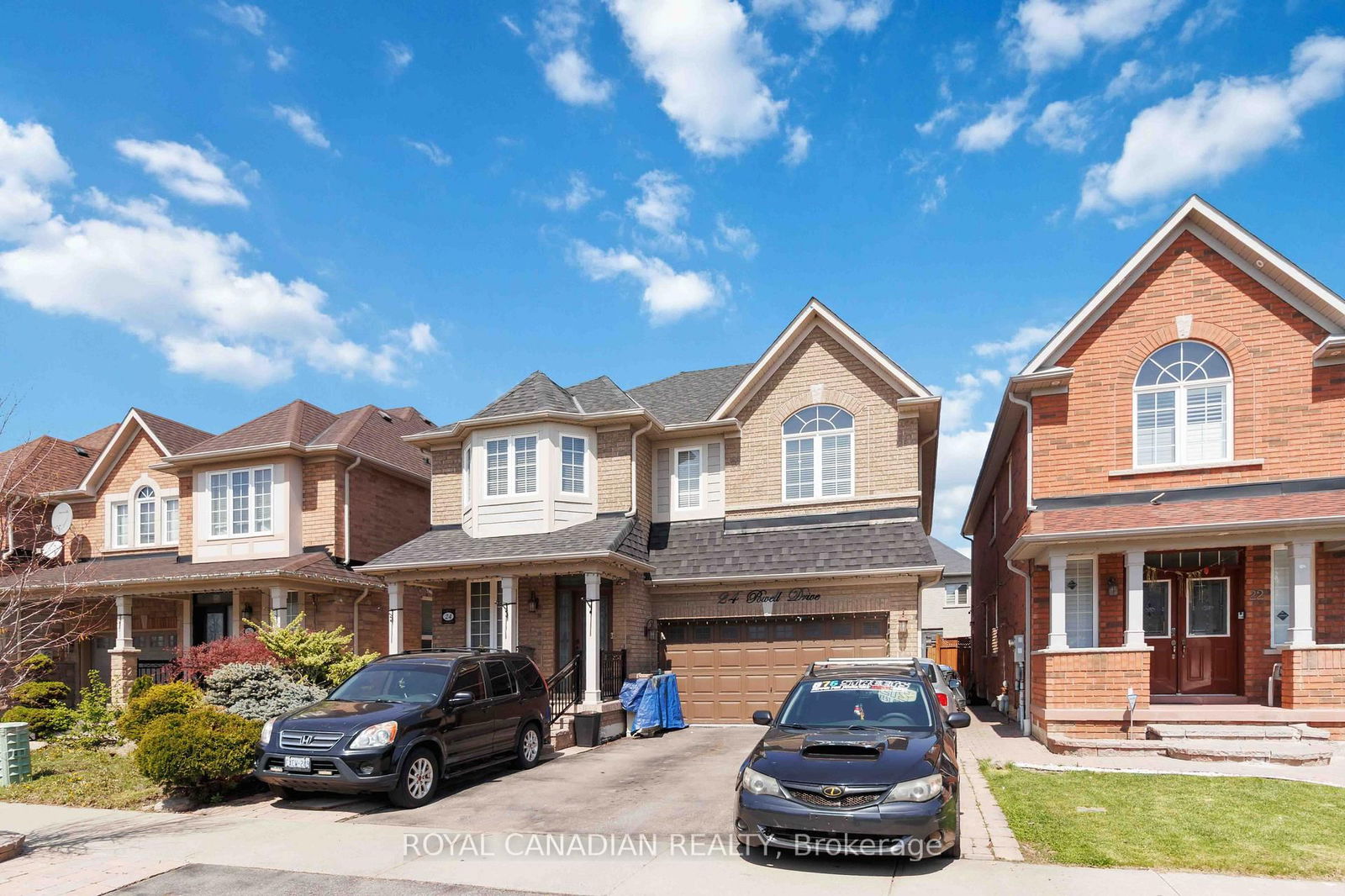 Detached House for sale at 24 Powell Drive, Brampton, Ontario, L6R 0L1 - Sandringham-Wellington - MLS: W12148059