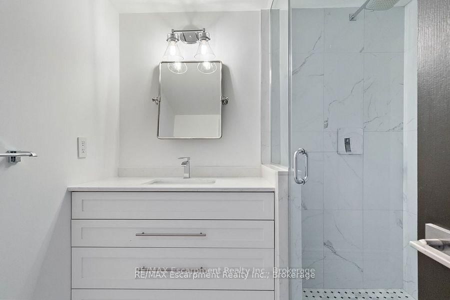 146 Reynolds Street - Photo 30