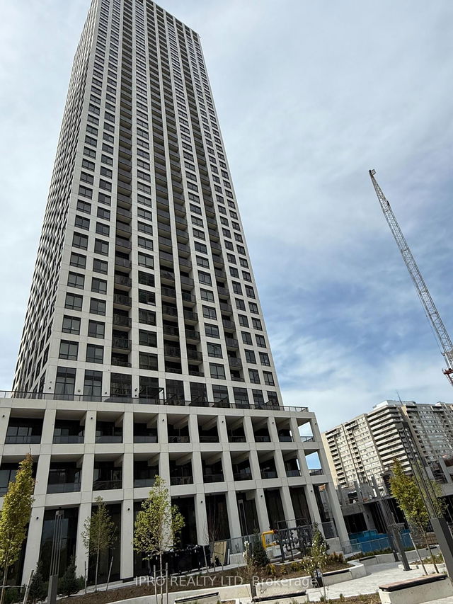 1801 - 30 Elm Drive