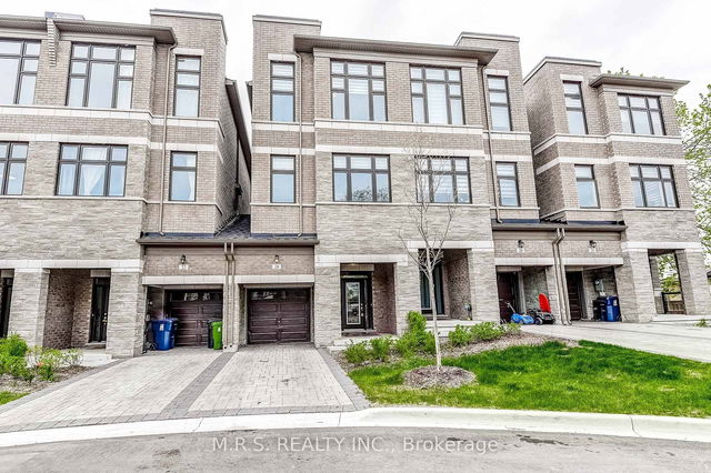 24 Tarmola Park Court