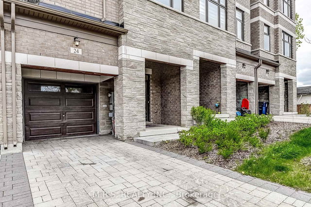 24 Tarmola Park Court