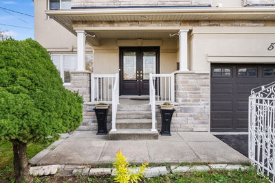5 Elmhurst Dr, Toronto - Elms-Old Rexdale image-0-2
