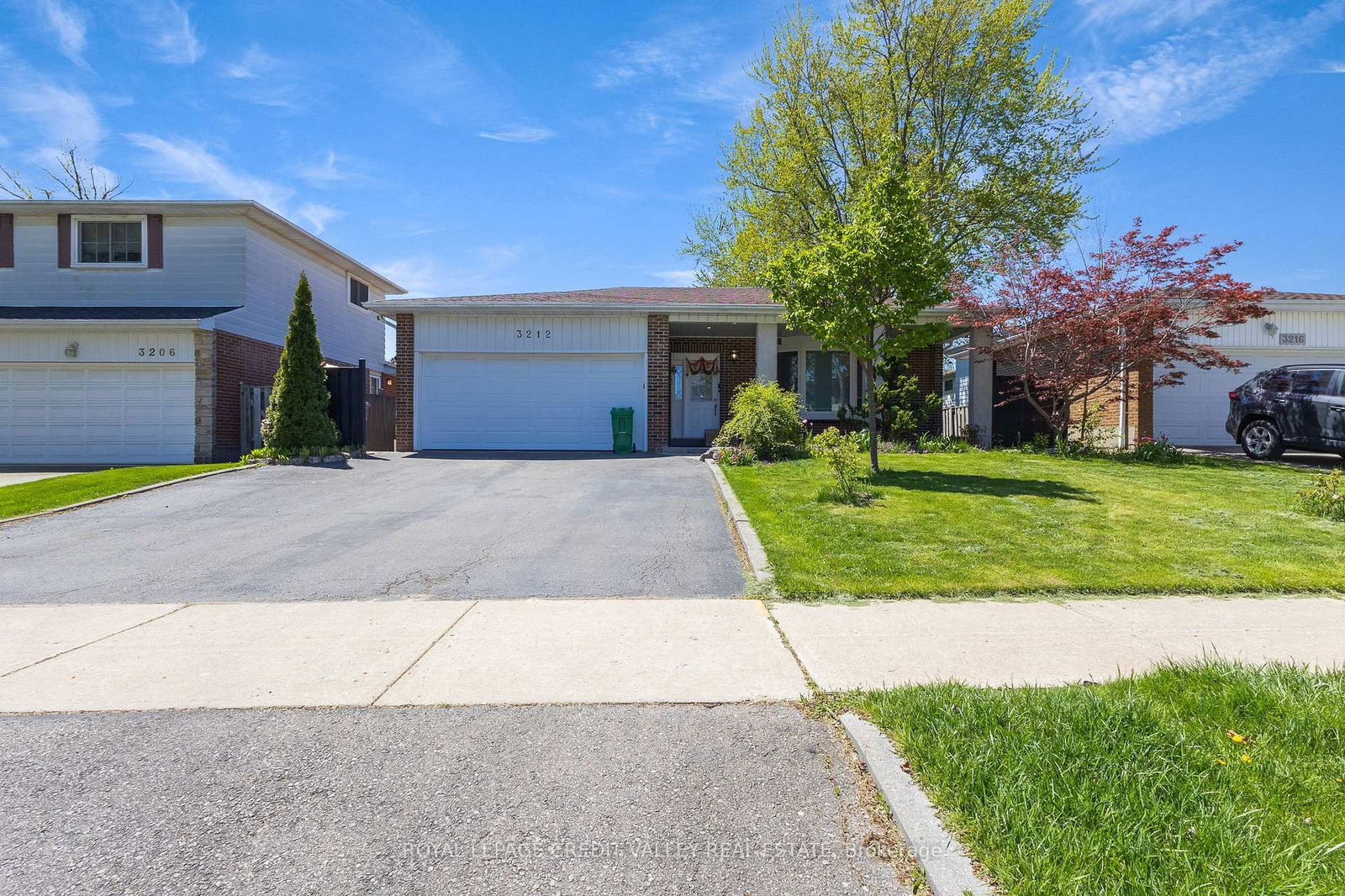 Detached House for lease at Basement-3212 Valmarie Avenue, Mississauga, Erindale, L5C 2A5 - MLS: W12149045