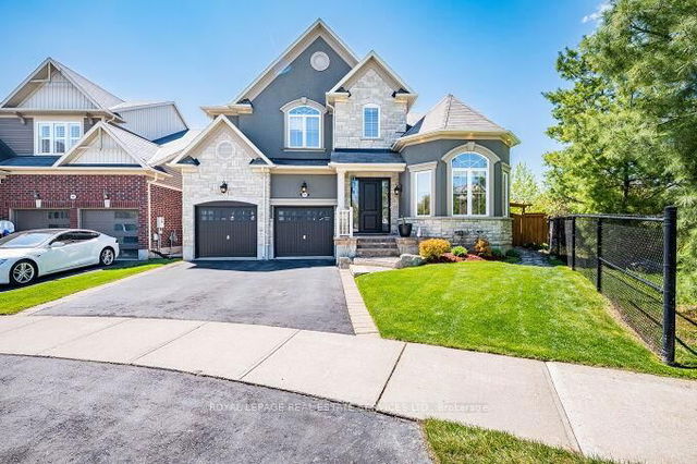 417 Gooch Crescent