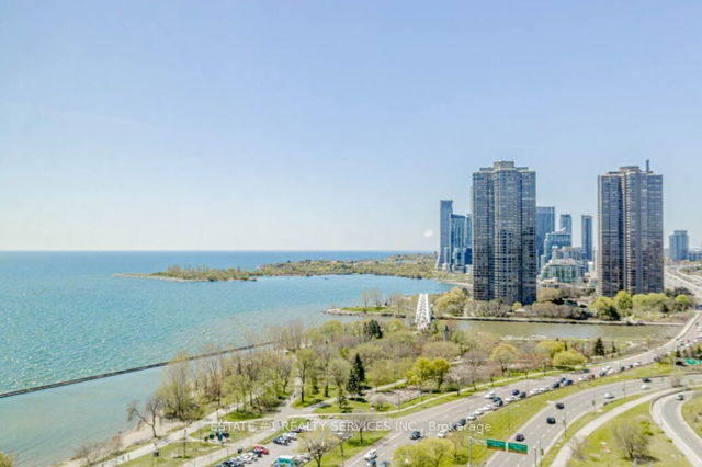 2216 - 1928 Lakeshore Boulevard