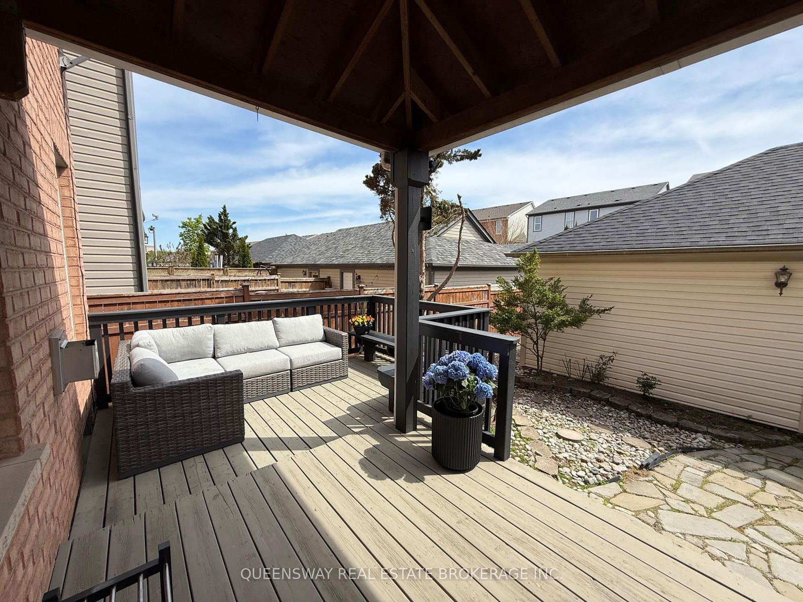 Detached House for sale at 82 Roxton Road, Oakville, River Oaks, L6H 7A1 - MLS: W12149498