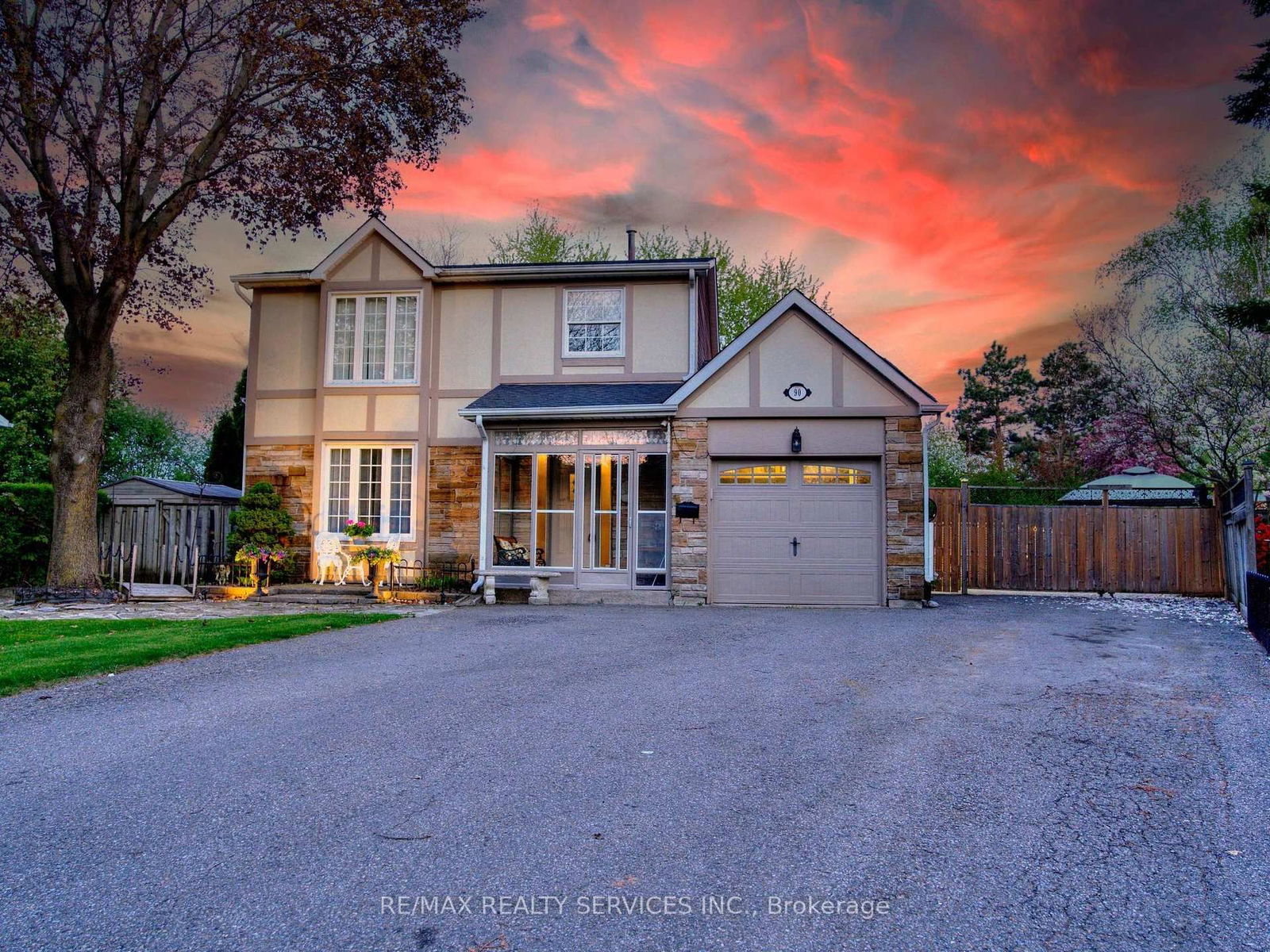 Detached House for sale at 90 Jill Crescent, Brampton, Northgate, L6S 3J2 - MLS: W12149514