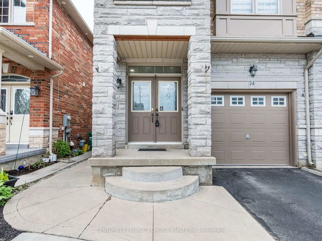 74 Crystalview Crescent