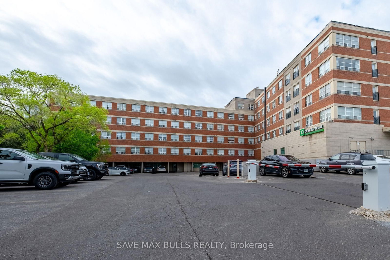 Condo for sale at 412-1415 Lawrence Avenue, Toronto, Brookhaven-Amesbury, M6L 1A9 - MLS: W12149572