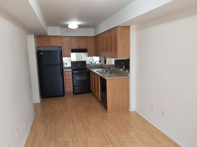 310 - 4975 Southampton Drive
