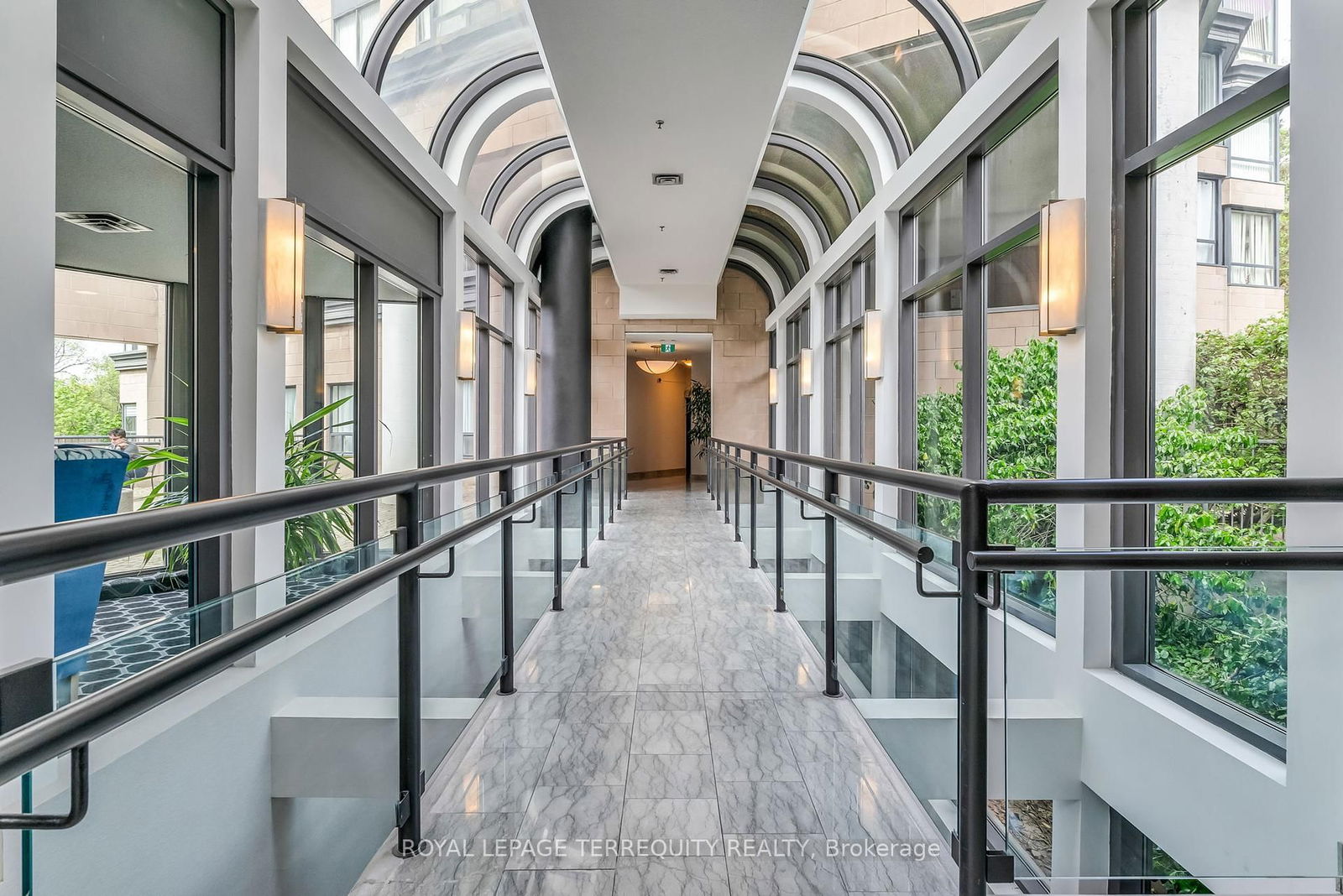 Condo for sale at 1405-3 Hickory Tree Road, Toronto, Weston, M9N 3W5 - MLS: W12149969
