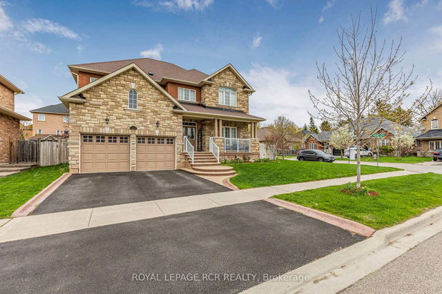 2 Littlebrook Lane