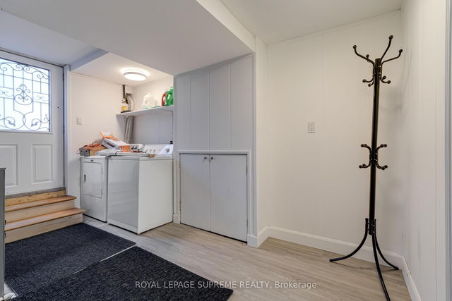 11 Del Ria Drive