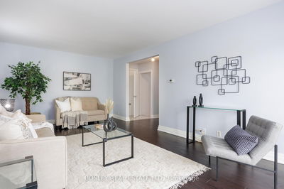 Unit 16 — 4357 Bloor St, Toronto - Markland Wood image-0-3