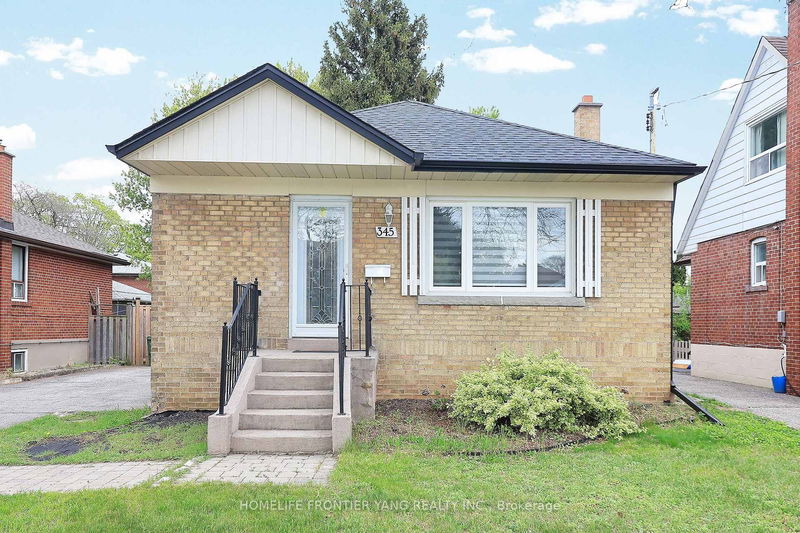 345 Rimilton Ave, Toronto - Alderwood image-0-0