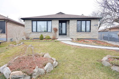 96 Silverstone Dr, Toronto - Mount Olive-Silverstone-Jamestown image-0-1