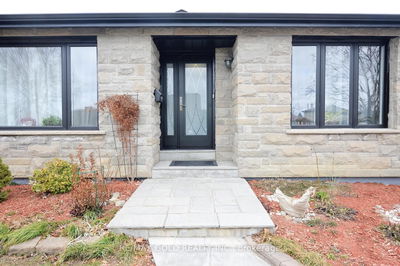96 Silverstone Dr, Toronto - Mount Olive-Silverstone-Jamestown image-0-4