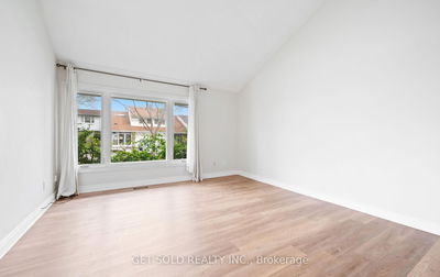 15 Wray Crt, Toronto - Mount Olive-Silverstone-Jamestown image-0-3