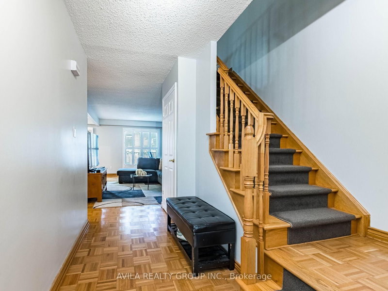 31 - 750 Burnhamthorpe Rd E, Mississauga, L4Y 2X3 | Image 3