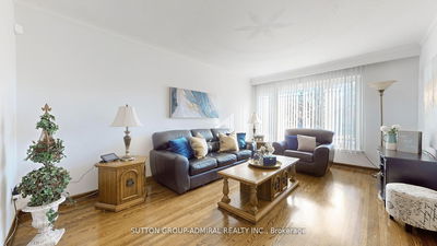 48 Dubray Ave, Toronto - Downsview-Roding-CFB image-0-3