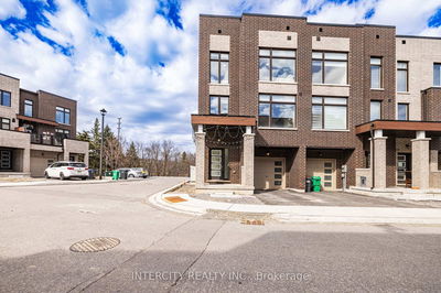 19 Queenpost Dr, Brampton - Credit Valley image-0-1