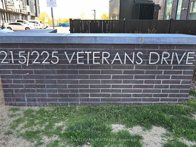 707 - 225 Veterans Drive