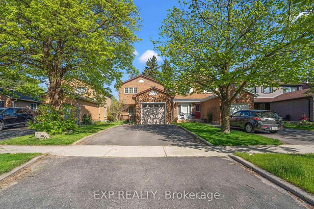 380 Woodlawn Crescent