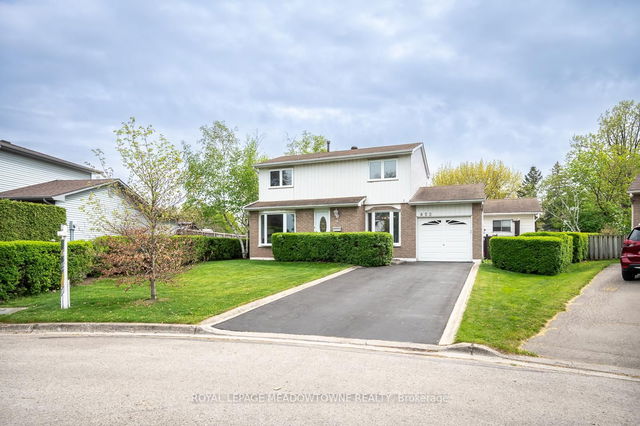 852 Edison Court