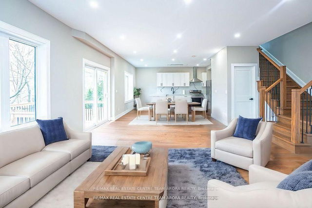 Unit B - 4027 Bloor Street W