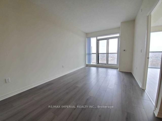 1618 - 349 Rathburn Road
