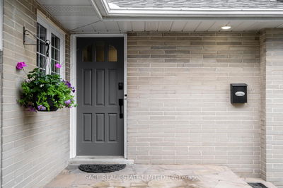 52 Glen Agar Dr, Toronto - Princess-Rosethorn image-0-1