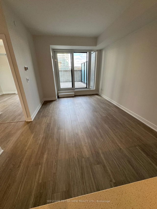 605 - 430 Square One Drive