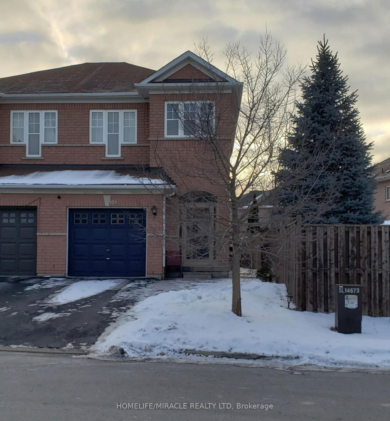 Semi-Detached House for sale at 121 Nathaniel Crescent, Brampton, Bram West, L6Y 5M3 - MLS: W12151338