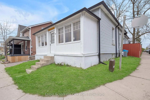 9 Guelph Street