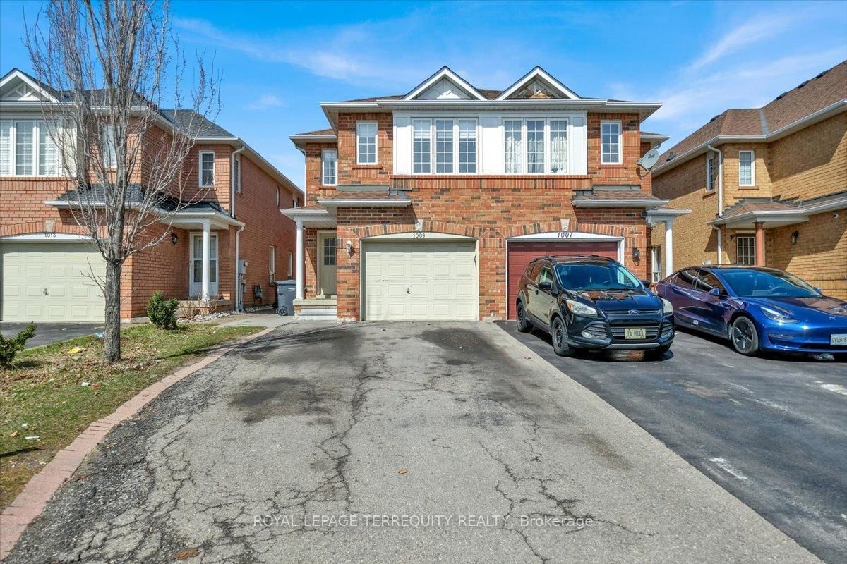 Semi-Detached House for sale at 1009 Windbrook Grve, Mississauga, East Credit, L5V 2N7 - MLS: W12151641
