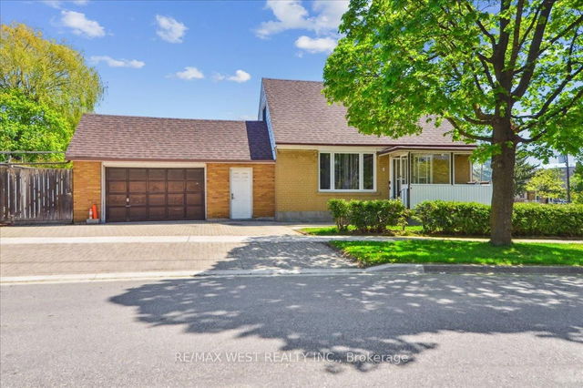 1 Huntsmoor Road