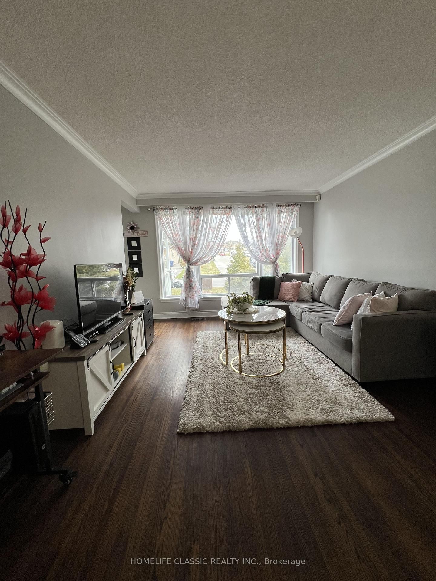 Semi-Detached House for sale at 19 Neames Crescent, Toronto, Downsview-Roding-CFB, M3L 1K8 - MLS: W12151917