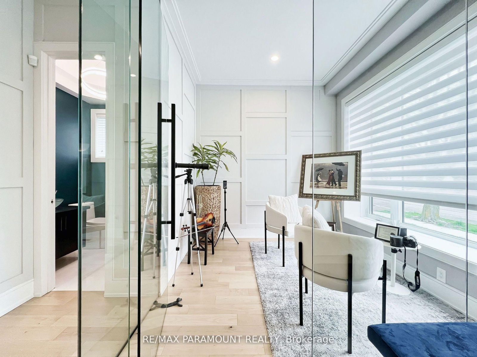 Detached House for sale at 4 Charleston Road, Toronto, Islington-City Centre West, M9B 4M7 - MLS: W12152022