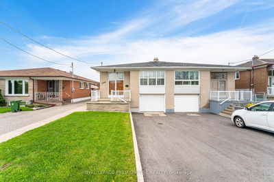128 Hullmar Dr, Toronto - Black Creek