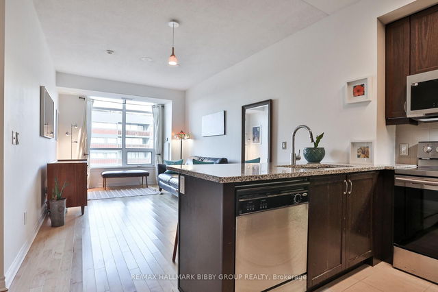 814 - 1135 Royal York Road