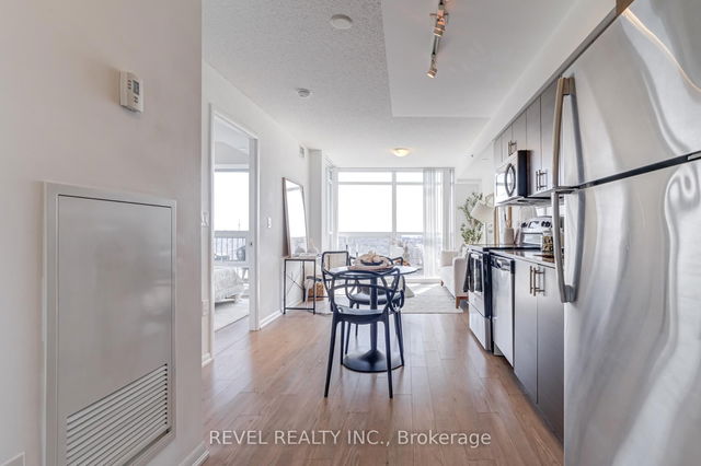 1308 - 830 Lawrence Avenue