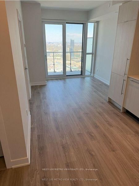 4402 - 430 Square One Drive