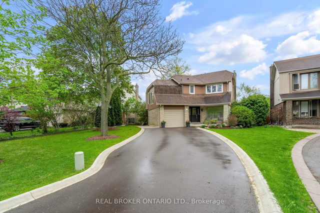 40 Montcalm Place